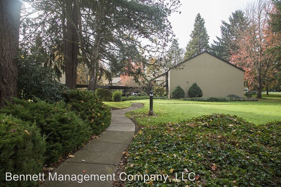 1800 Cal Young Rd, Eugene, OR 97401 Room for Rent in Eugene, OR