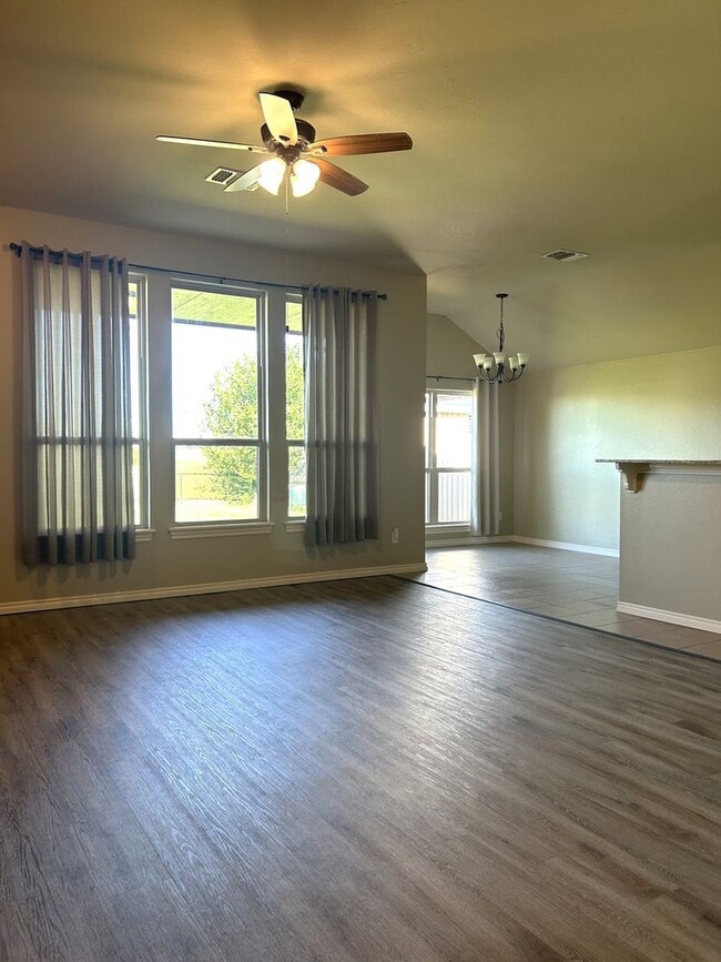 Building Photo - 9517 Crooked Creek Ln