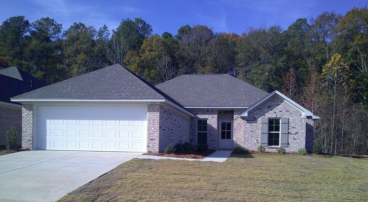 518 Stone Brook Pl, Brandon, MS 39042 House Rental in Brandon, MS