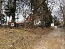 Building Photo - 61 Cedar Dr