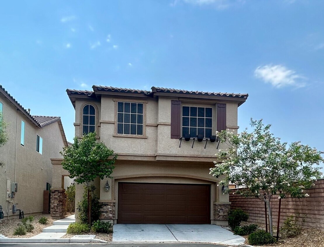 Foto principal - 3/BD 2.5/BA Bright & Stylish Mountain’s Ed...