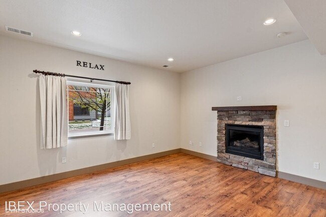 Foto del edificio - 3 br, 2.5 bath House - 303 Dogwood Ave