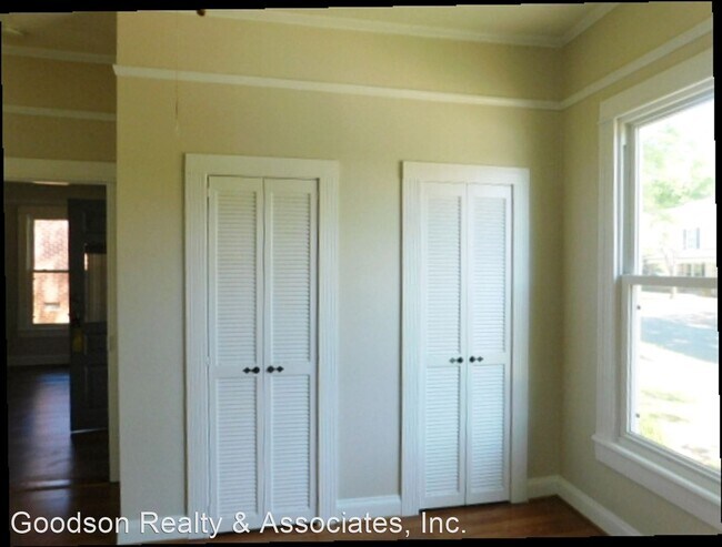 Foto del edificio - 3 br, 1 bath House - 326 South Cedar Street