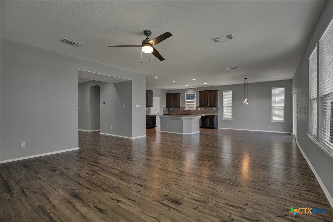Building Photo - 4213 Gale Meadows