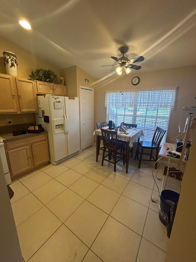 Building Photo - 5229 N Piper Cir