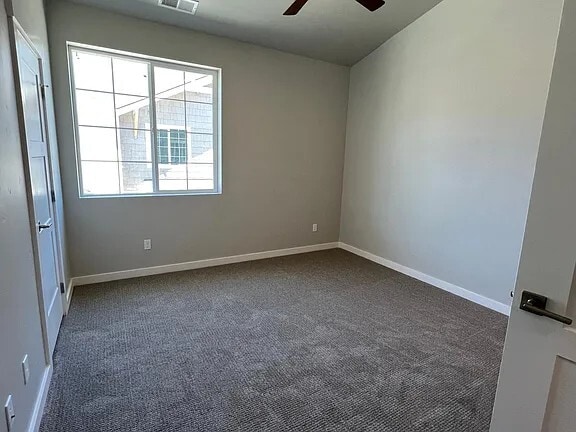 Building Photo - 4915 W Escalante Dr