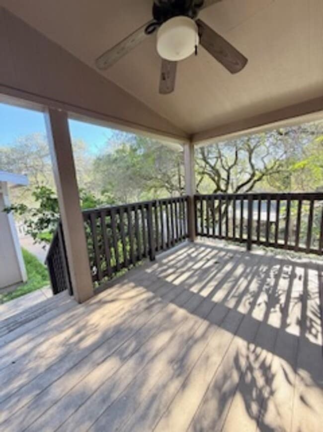 Building Photo - Auburn Cutie