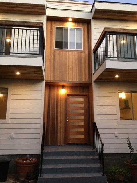 Foto principal - 10538 Draper Ave