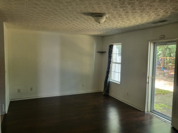 Building Photo - 5647 Strathmoor Manor Cir