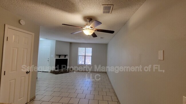 Building Photo - 6332 W Fairfield Dr