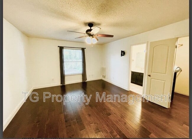 Building Photo - 4112 Hollister Pl