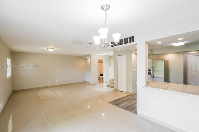 Foto del edificio - 6723 SW 140th Ave