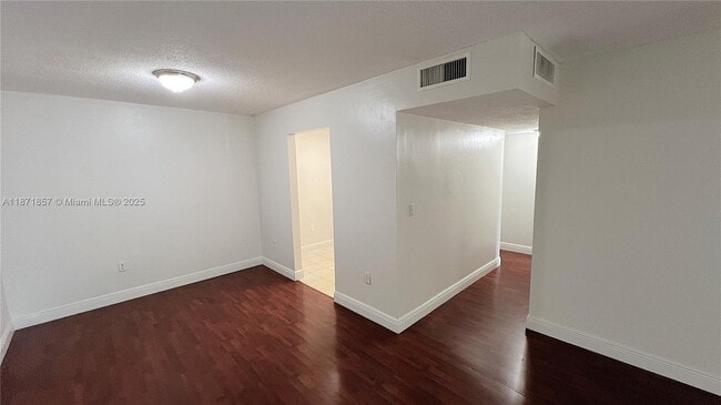 Building Photo - 4910 NW 79th Ave
