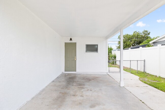 Building Photo - 6716 81st Ave