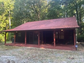 Building Photo - 300 Forney Ave