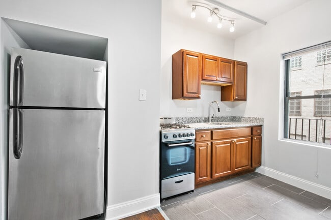 Building Photo - 4555 Malden St