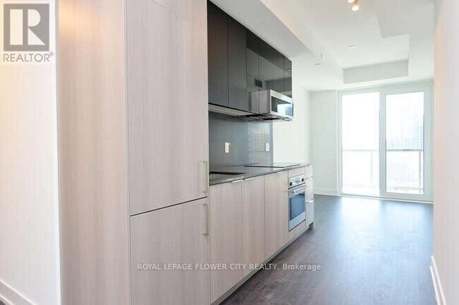 Photo du bâtiment - 308 Jarvis St