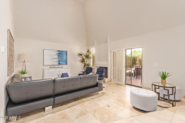 Building Photo - 5443 N 25th St