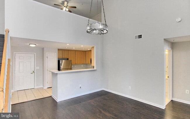 Building Photo - 5108 Donovan Dr