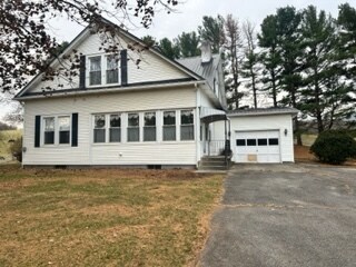 Primary Photo - 2441 Chapman Rd