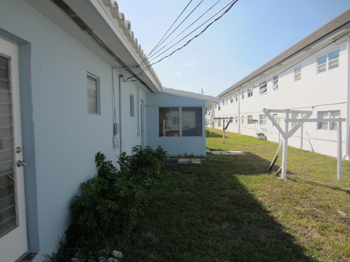 Building Photo-Rear - 3221 NE 9th St