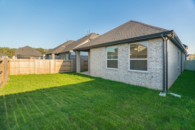 Building Photo - 10747 Pine Pink