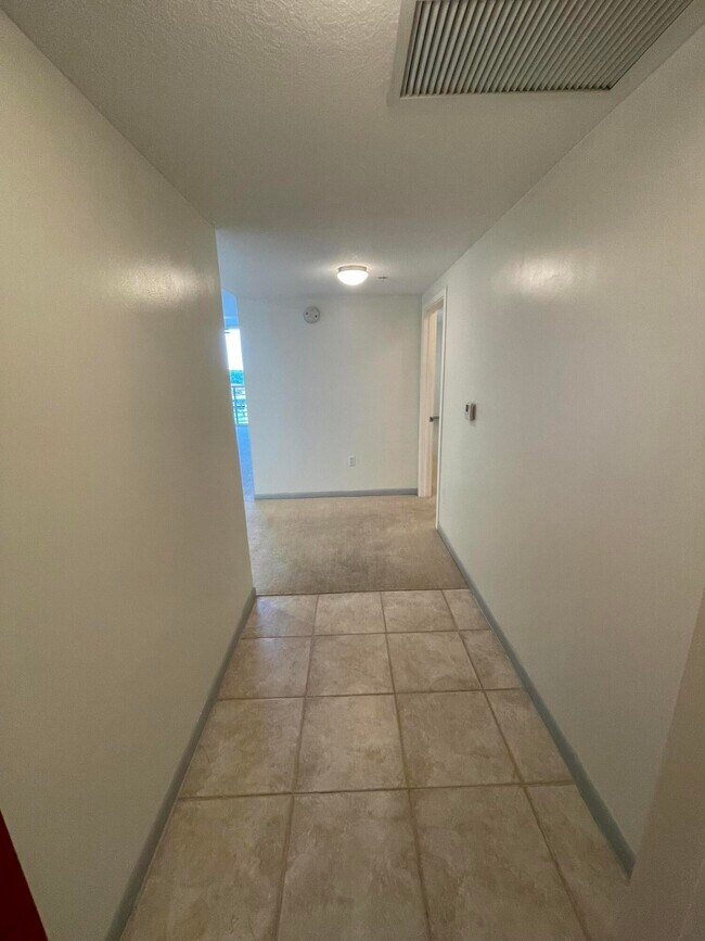 Foto del edificio - 1551 N Flagler 807 Drive 807 West Palm Bea...