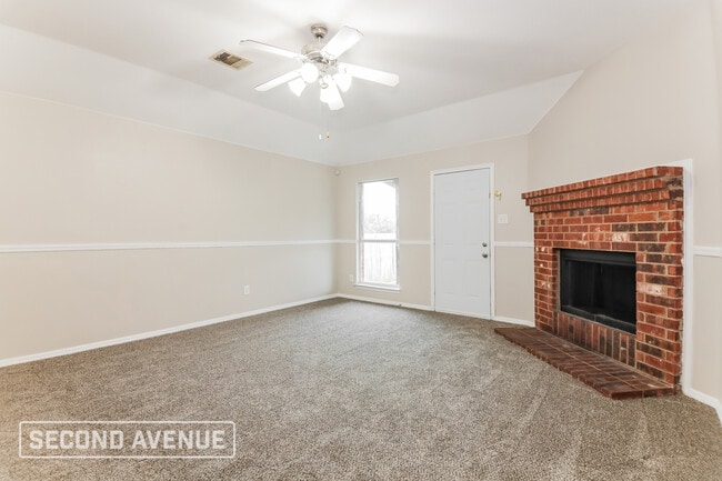 Building Photo - 3824 Clay Mathis Rd