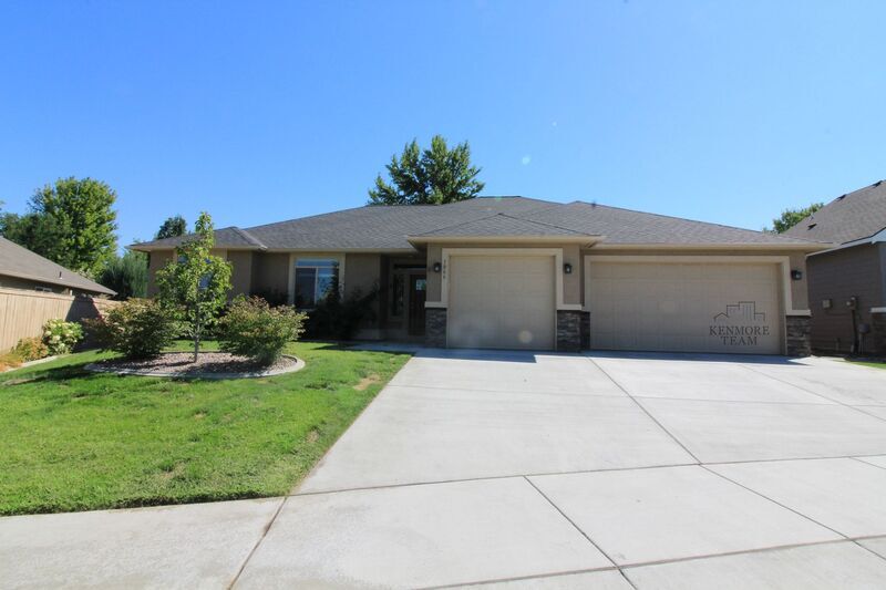 Primary Photo - 1066 N Montana St