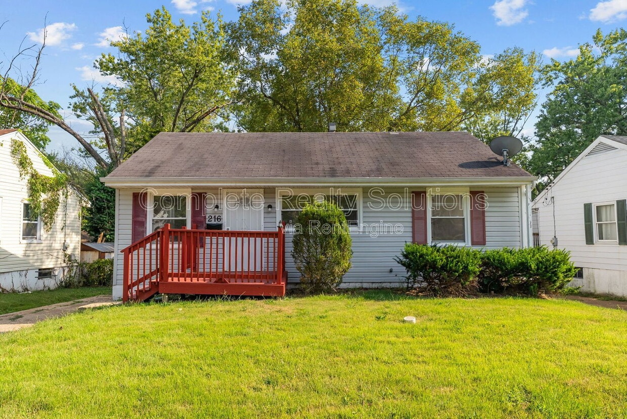 Primary Photo - 216 Cameron Rd