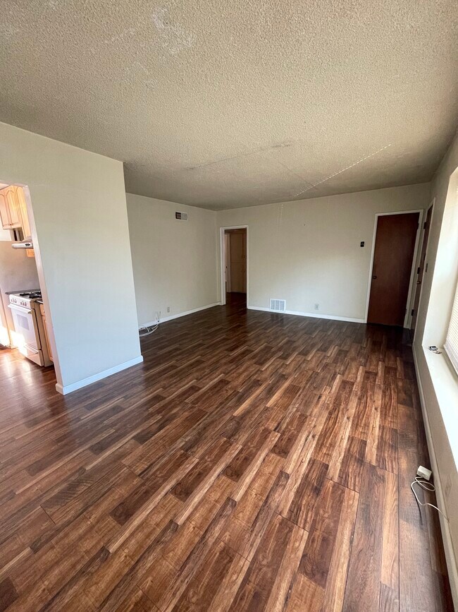 Foto del edificio - 4855 Druid St
