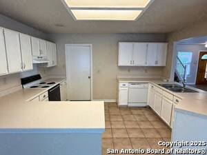 Building Photo - 7655 Heathridge