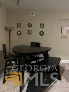 Foto principal - 708 Peachtree Hills Cir NE