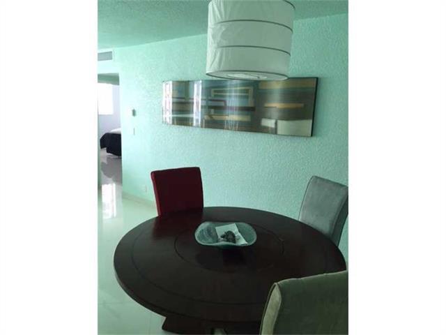 Building Photo - 4001 S Ocean Dr