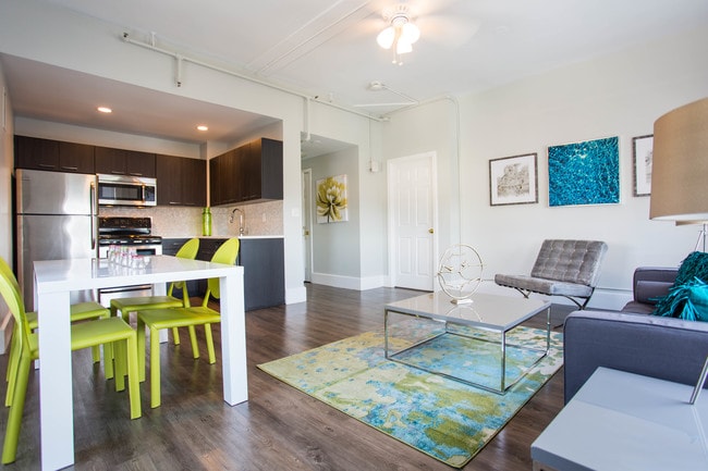 Building Photo - Bancroft On The Grid