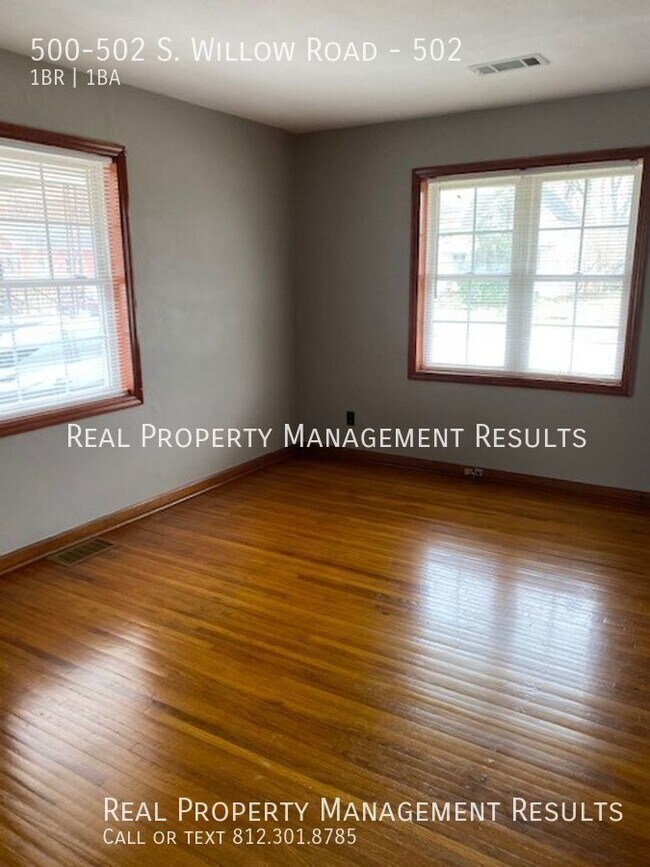 Foto del edificio - 500-502 S. Willow Road-502
