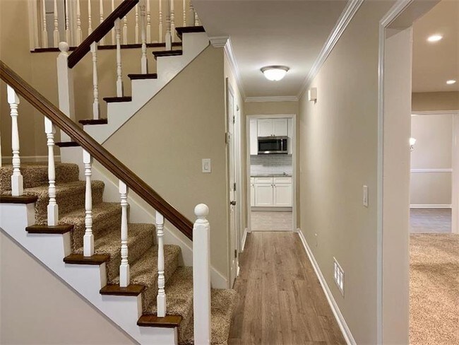 Building Photo - 1380 Murdock Rd