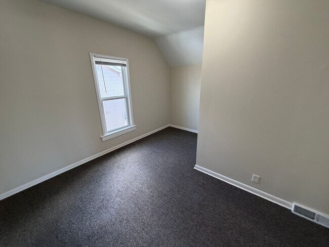 Foto del edificio - 825 Scott Ave