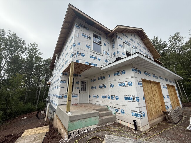 Building Photo - 4866 Idlewild St