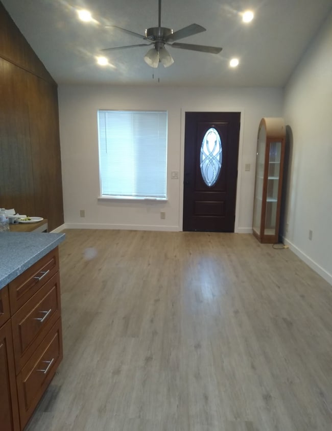 Building Photo - 5903 Moss Creek Cir