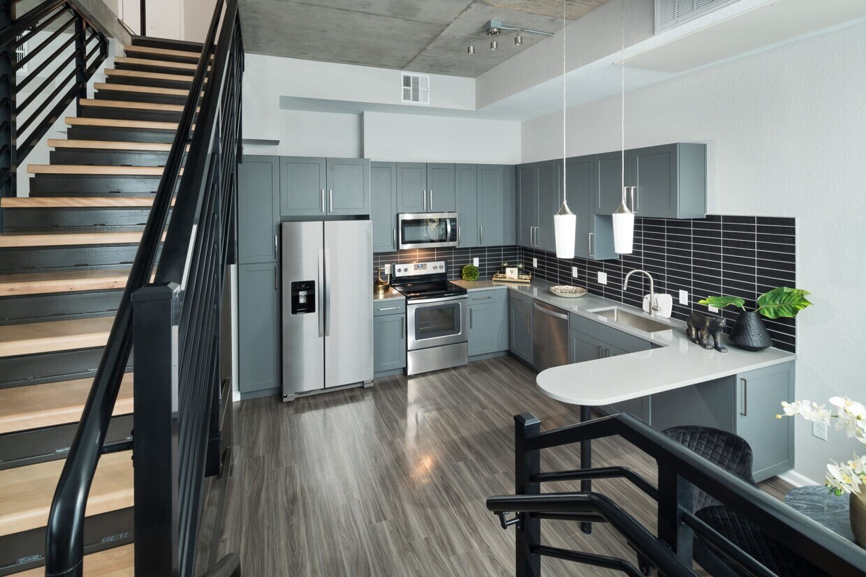Foto principal - 909 17th St