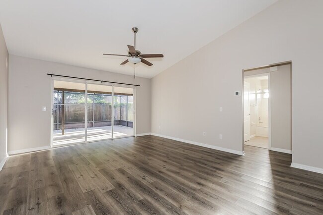 Foto del edificio - 9726 Cypress Pond Ave