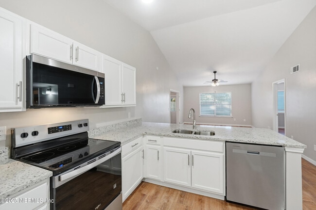 Building Photo - 3608 Chappi Way