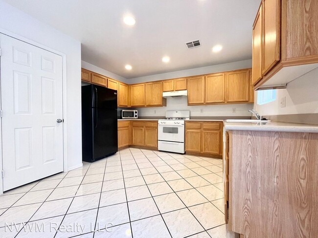 Foto del edificio - 3 br, 2.5 bath House - 1019 Monte De Oro Ave