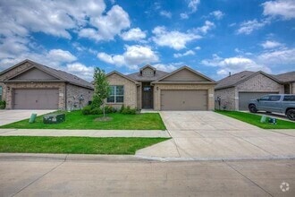 Building Photo - 8504 Wildwest Dr