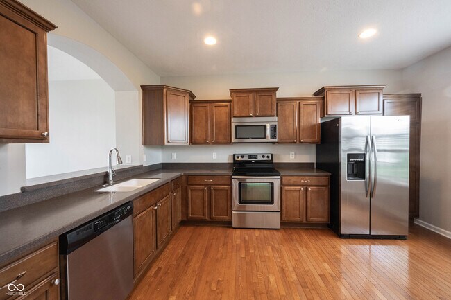 Building Photo - 12780 Tamworth Dr