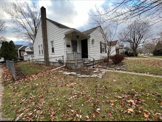 Foto del edificio - 3 br, 2 bath House - 2139 Brys Dr