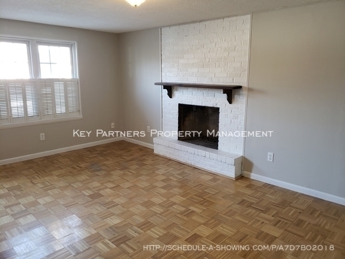 Building Photo - 7175 NW Chapel Woods Cir - Cute & Updated!