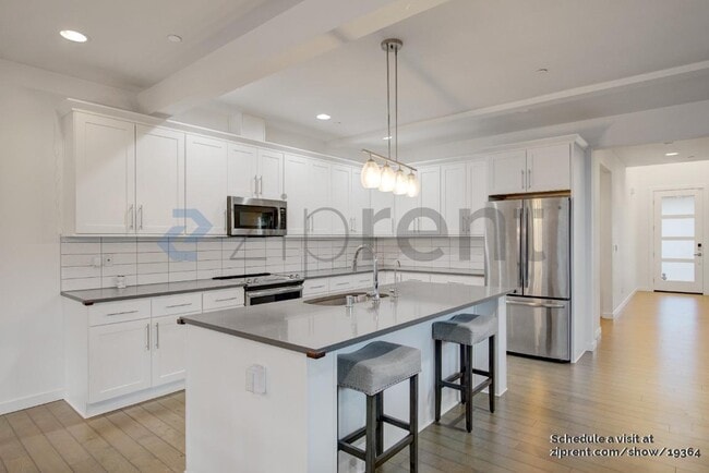 Foto del edificio - 16431 Sylvester Rd SW