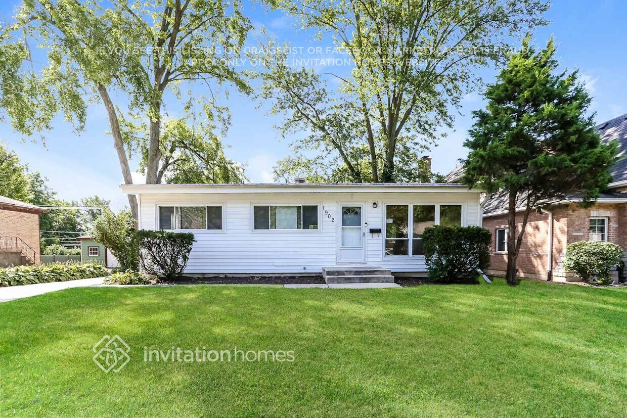 Foto principal - 1902 E Evergreen St